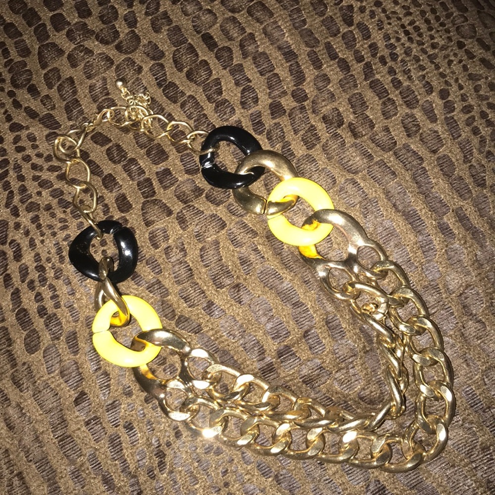 Black and yellow necklace
